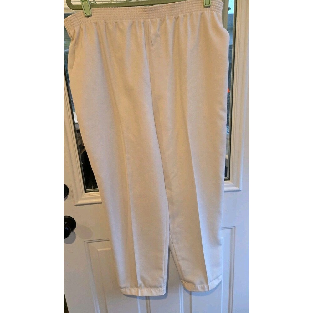 Vintage NWT NOS Briggs Pull On Pants Women's 16W Beige Cropped Capri Made in USA